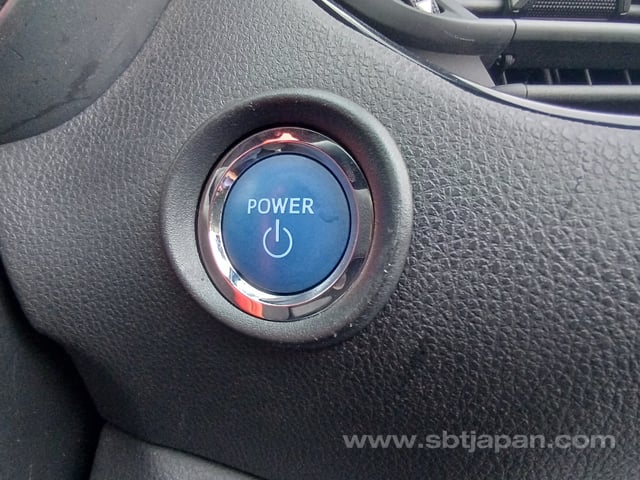 2022 TOYOTA C-HR S