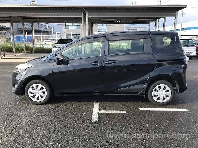 2016 TOYOTA SIENTA X V PKG