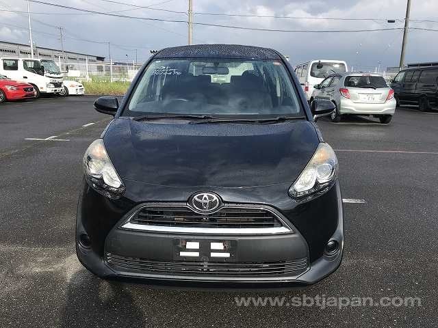 2016 TOYOTA SIENTA X V PKG