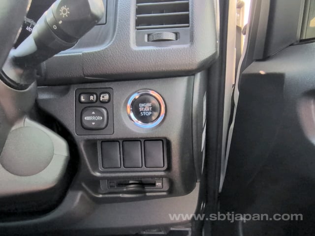 2017 TOYOTA REGIUSACE VAN SUPER GL DARK PRIME