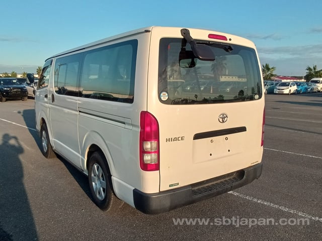 2016 TOYOTA HIACE VAN DX