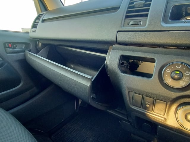 2016 TOYOTA HIACE VAN DX