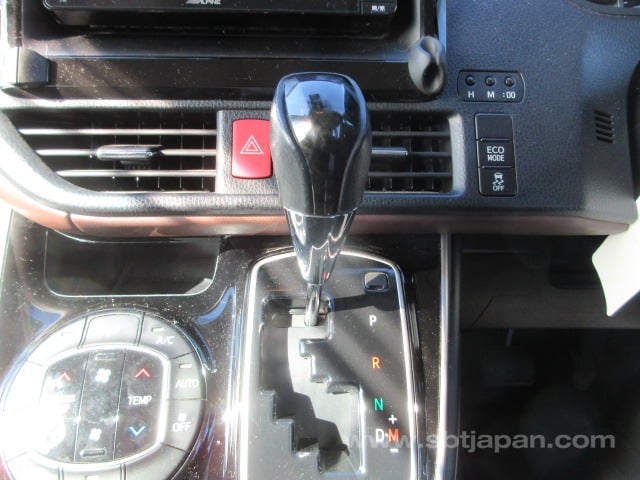 2016 TOYOTA ESQUIRE GI