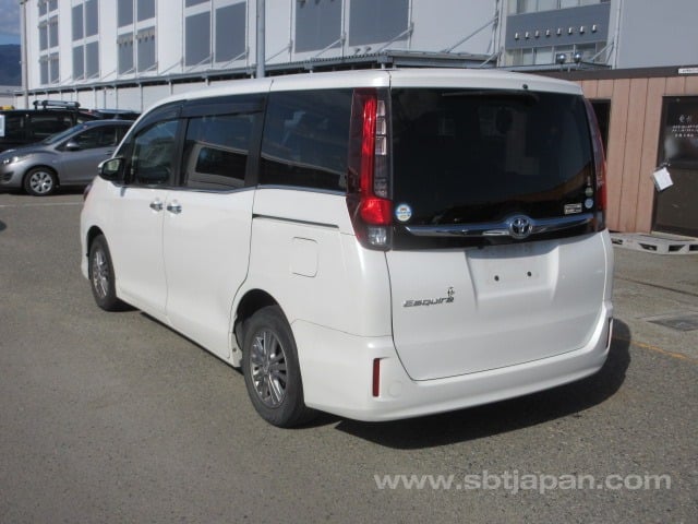2016 TOYOTA ESQUIRE GI