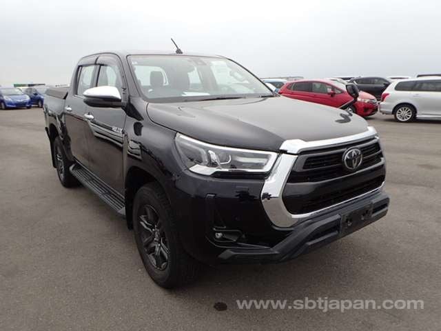 2021 TOYOTA HILUX Z