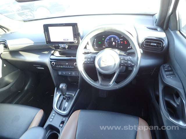 2024 TOYOTA YARIS CROSS HYBRID Z ADVENTURE