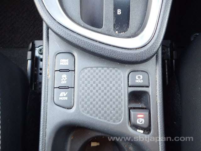 2024 TOYOTA YARIS CROSS HYBRID Z ADVENTURE