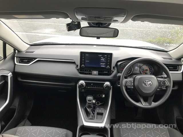 2021 TOYOTA RAV4 X