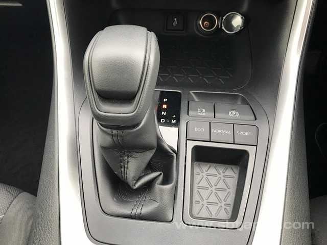 2021 TOYOTA RAV4 X