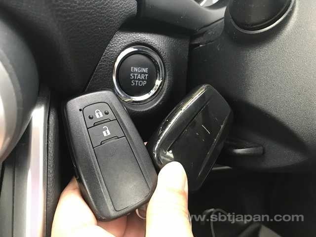 2021 TOYOTA RAV4 X