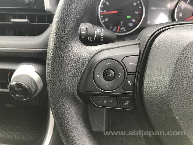 2021 TOYOTA RAV4 X