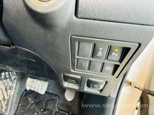 2021 TOYOTA HILUX Z