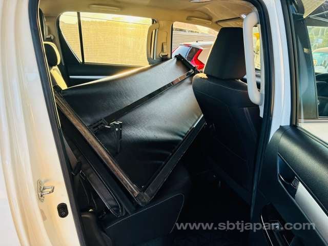 2021 TOYOTA HILUX Z