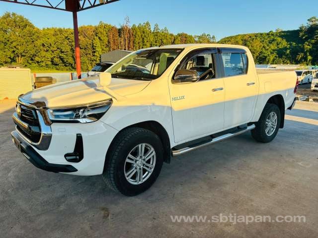 2021 TOYOTA HILUX Z
