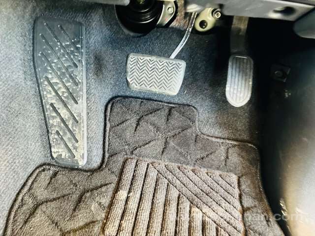 2021 TOYOTA HILUX Z