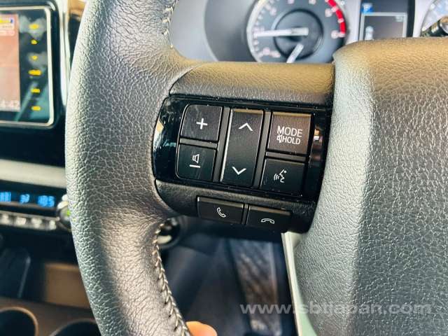 2021 TOYOTA HILUX Z