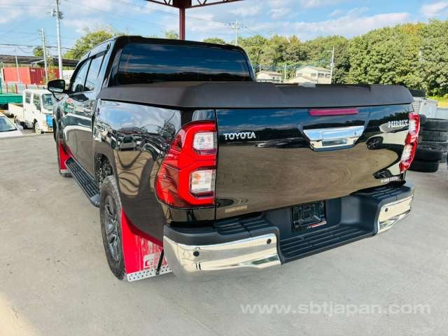 2021 TOYOTA HILUX Z