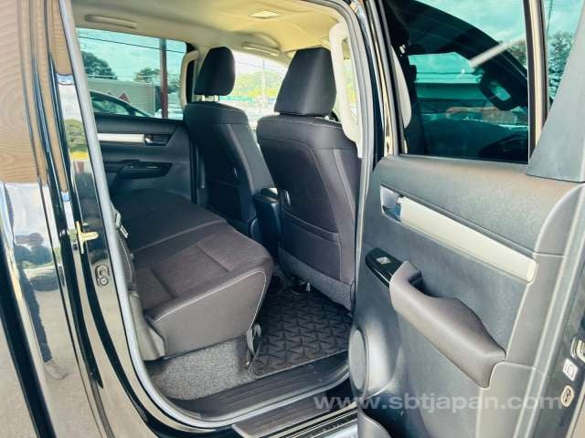 2021 TOYOTA HILUX Z
