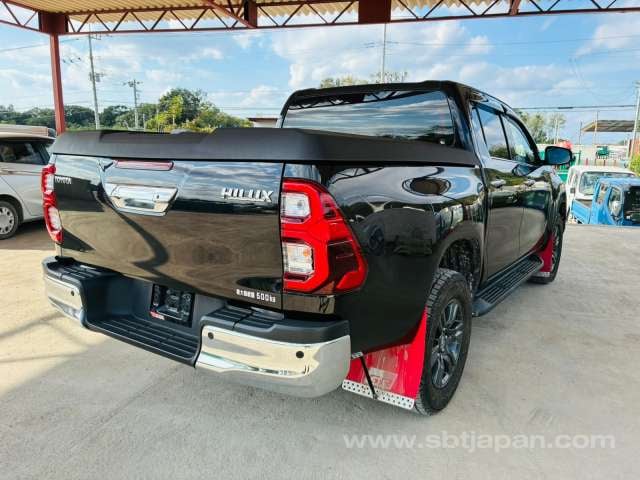 2021 TOYOTA HILUX Z