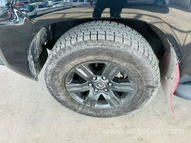 2021 TOYOTA HILUX Z