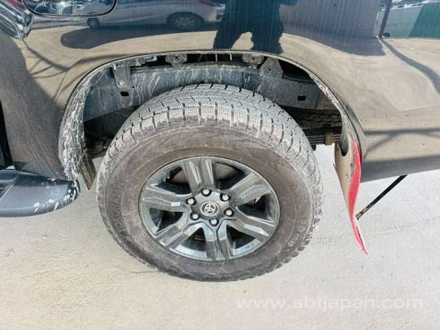 2021 TOYOTA HILUX Z