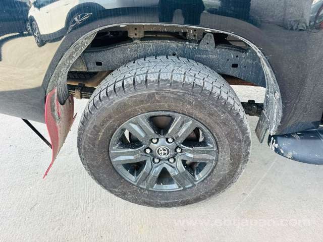 2021 TOYOTA HILUX Z