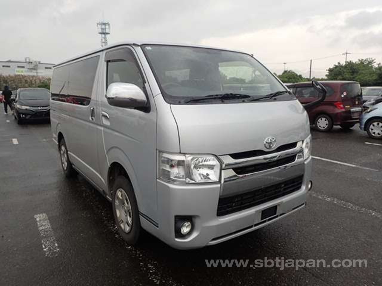 2020 Toyota Regiusace, photo 1 of 1
