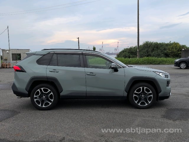 2021 TOYOTA RAV4 ADVENTURE