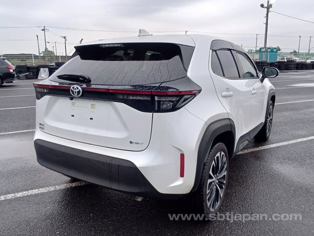 2025 TOYOTA YARIS CROSS HYBRID Z