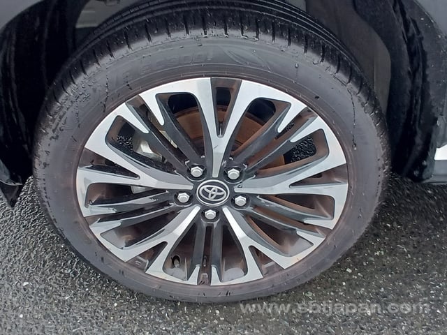 2025 TOYOTA YARIS CROSS HYBRID Z