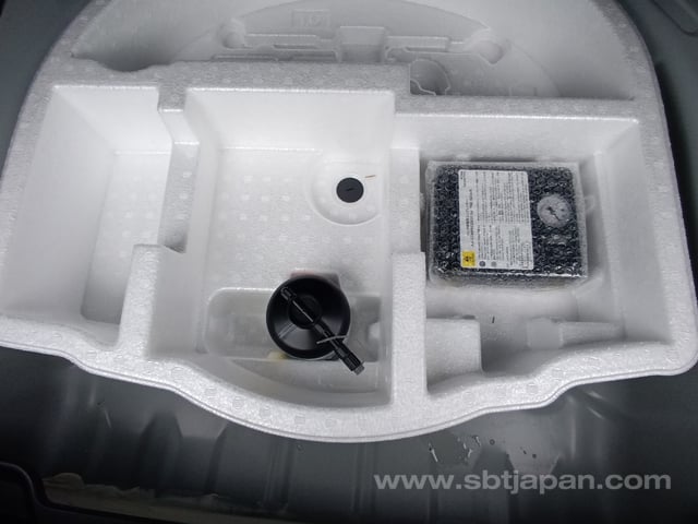 2025 TOYOTA YARIS CROSS HYBRID Z
