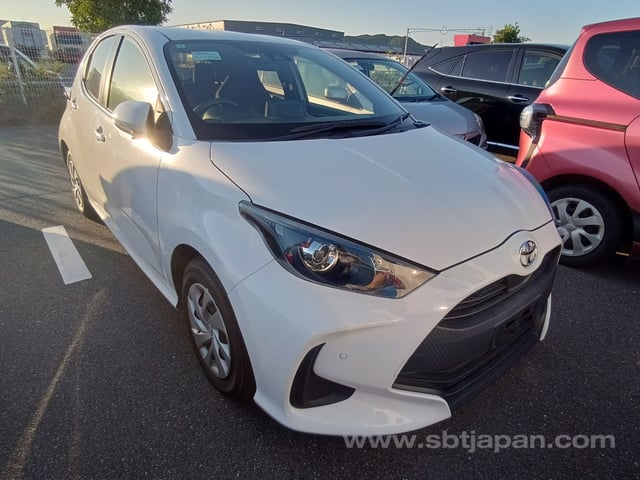 2021 TOYOTA YARIS X