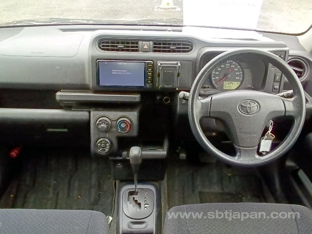 2017 TOYOTA PROBOX VAN DX COMFORT