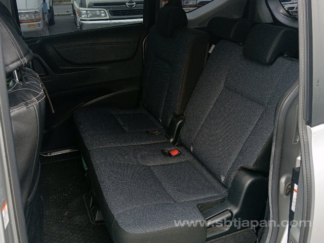 2017 TOYOTA SIENTA X
