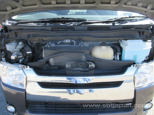 2017 TOYOTA REGIUSACE VAN SUPER GL