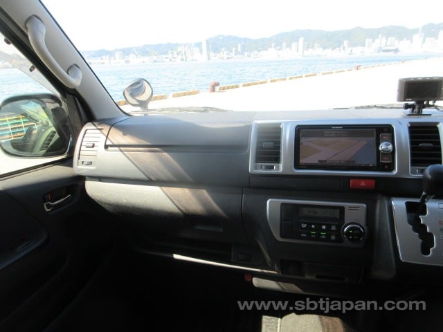 2017 TOYOTA REGIUSACE VAN SUPER GL