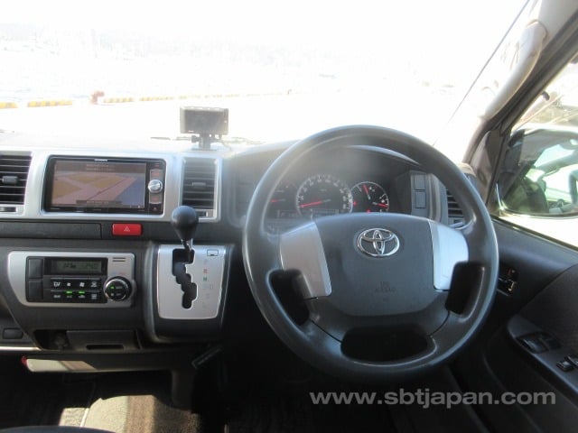 2017 TOYOTA REGIUSACE VAN SUPER GL