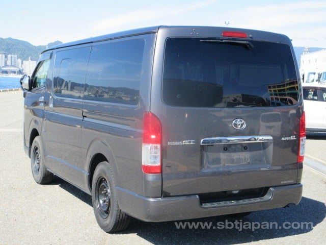 2017 TOYOTA REGIUSACE VAN SUPER GL