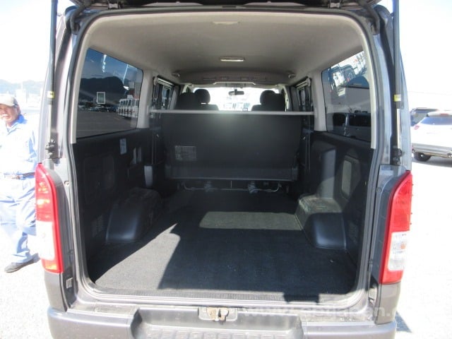 2017 TOYOTA REGIUSACE VAN SUPER GL