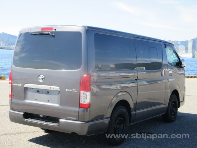 2017 TOYOTA REGIUSACE VAN SUPER GL