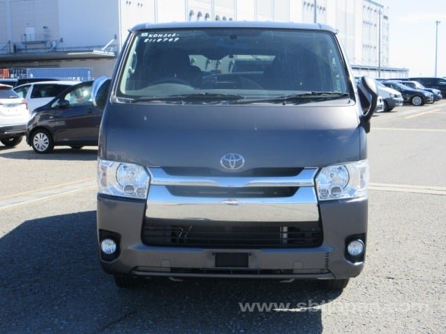2017 TOYOTA REGIUSACE VAN SUPER GL