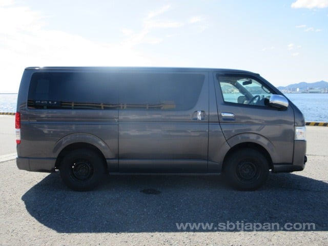 2017 TOYOTA REGIUSACE VAN SUPER GL