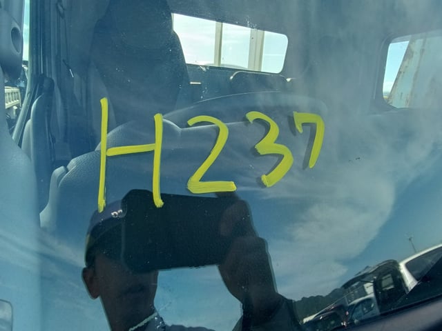 281.jpg