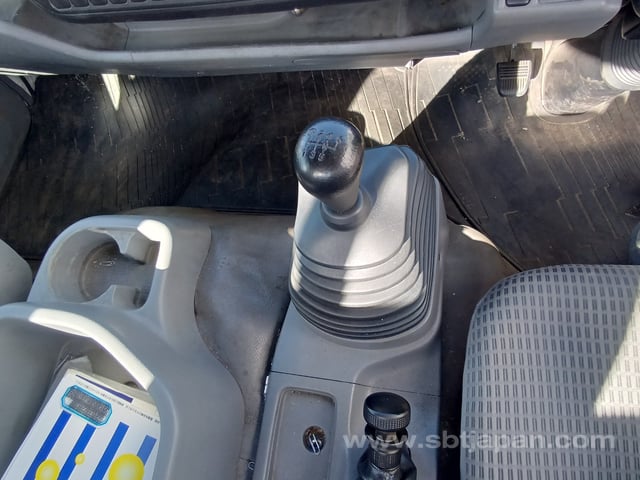2015 HINO DUTRO 3.5t FLAT BODY