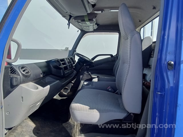 2015 HINO DUTRO 3.5t FLAT BODY