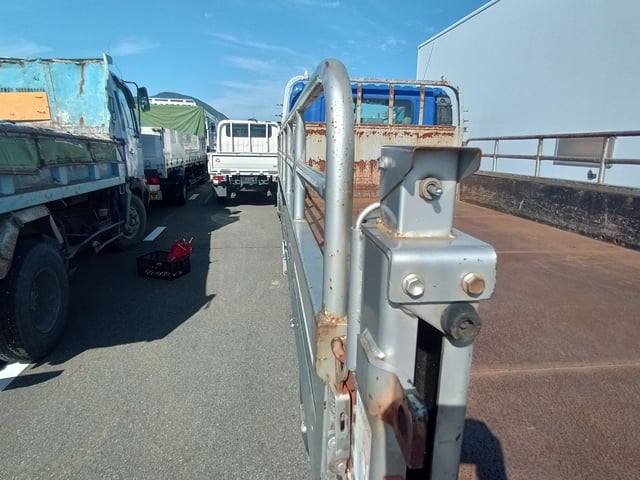 2015 HINO DUTRO 3.5t FLAT BODY