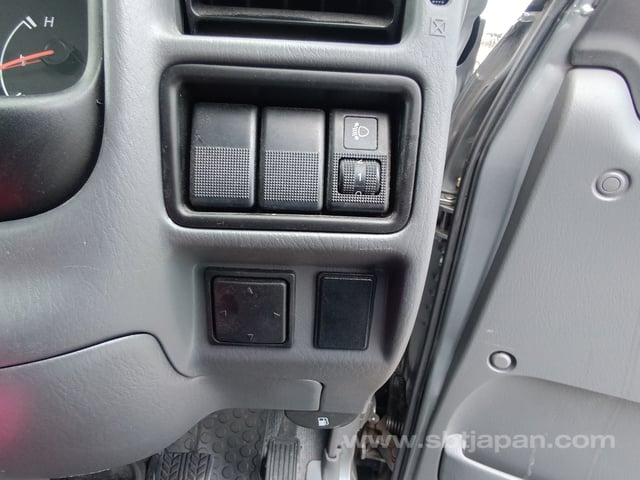 2018 MAZDA BONGO VAN GL