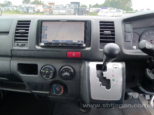 2016 TOYOTA HIACE VAN DX