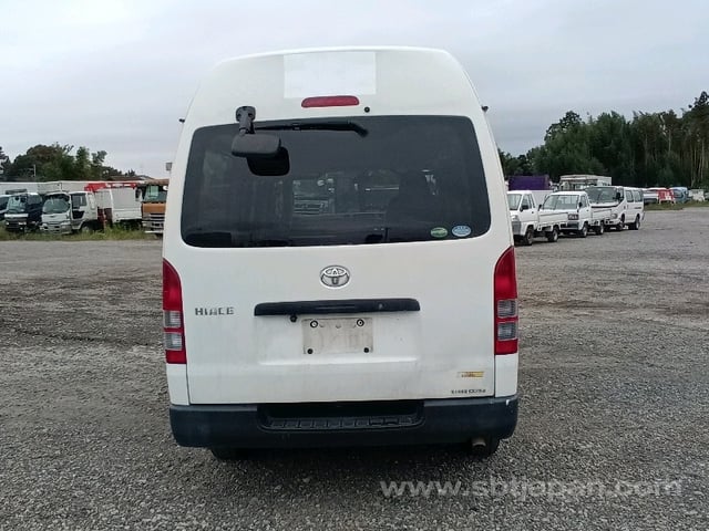 2016 TOYOTA HIACE VAN DX