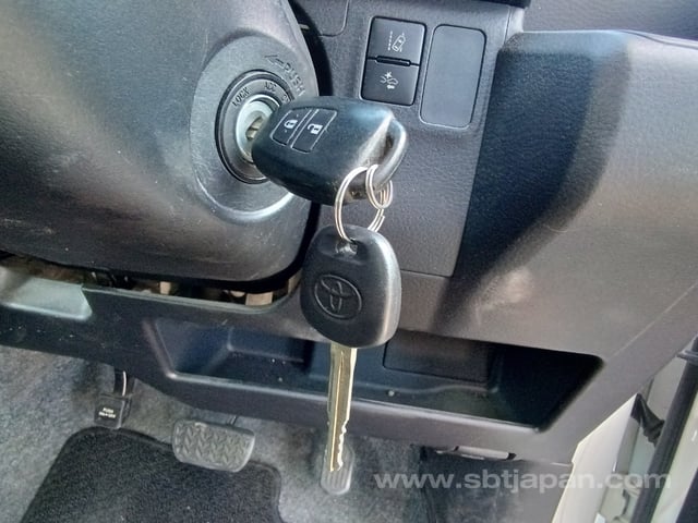 2021 TOYOTA PROBOX VAN DX COMFORT